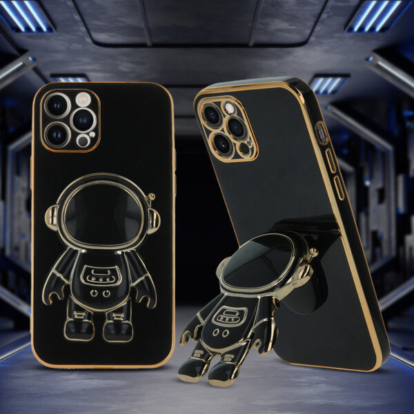 Back Case Astronaut iPhone 15 6,1" black 5907457721777