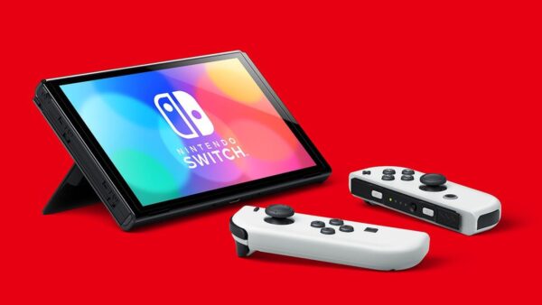 Switch Console OLED White + Mario Kart 8 Deluxe Preinstallato + 12 Mesi Nintendo Switch Online - immagine 4